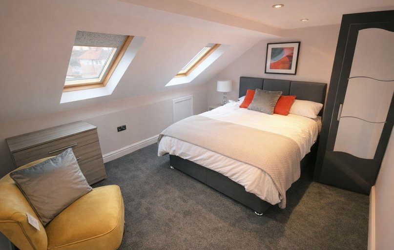 Morley, Leeds - Image 1