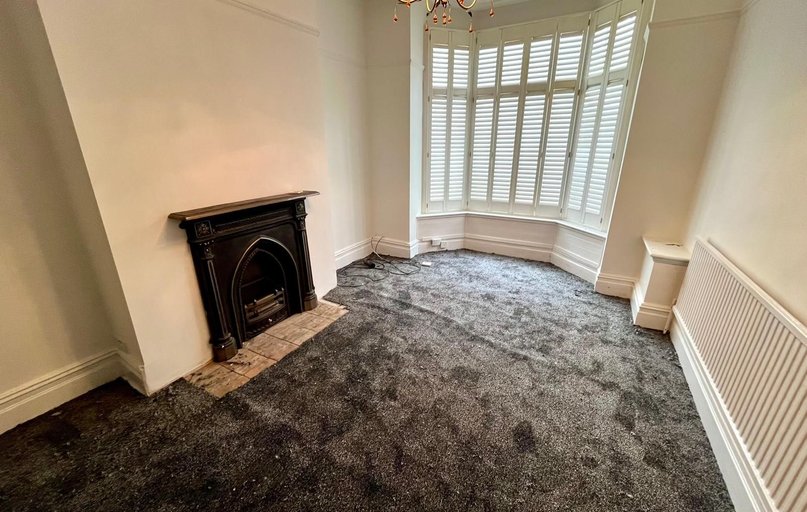 Copster Hill Road, Oldham, Manchester - Image 1