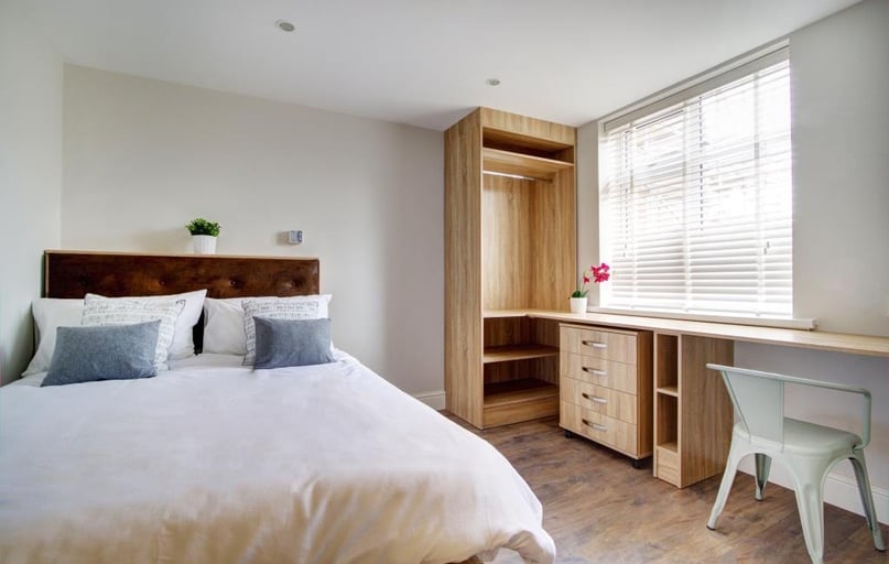 Peel Street, Arboretum, Nottingham - Image 1