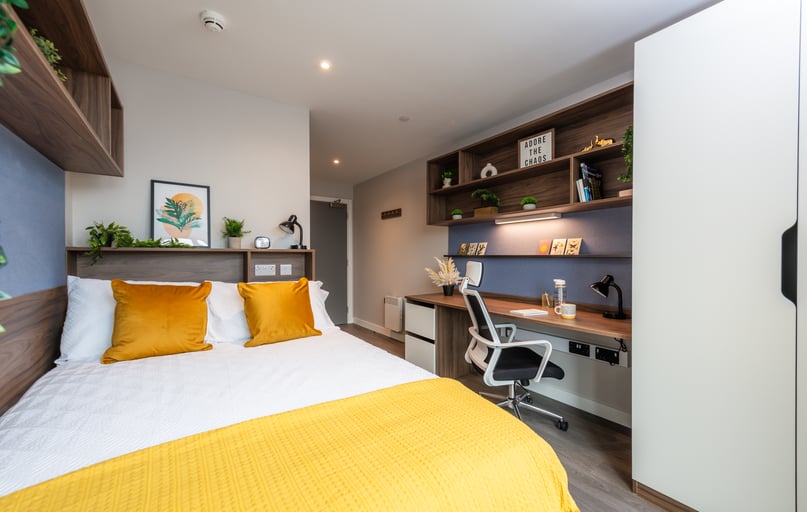 En-suite Gold, Nelson Place, 8 Nelson Street, Belfast Metropolitan College, Belfast - Image 1