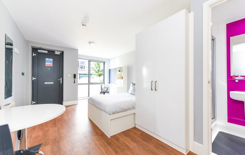 Studio Silver, Tramways, Crewe Street, City Centre, Chester - Image 1