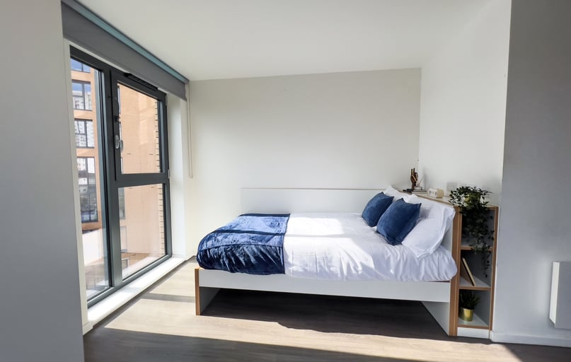 Ensuite Bronze Plus, Dobbie’s Point, North Hanover Street, City Centre, Glasgow - Image 1