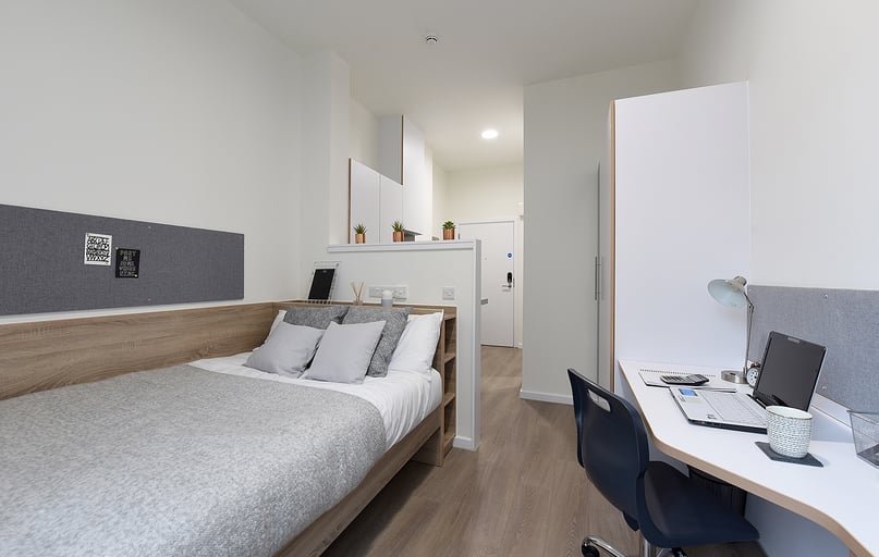 Studio, St Mungo's,  200 St James Road, City Centre, Glasgow - Image 1