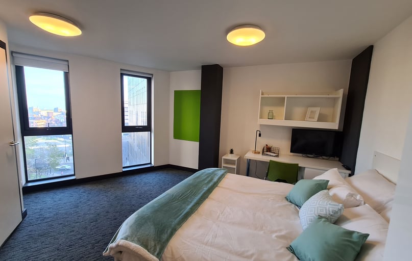Studio Gold, St James' Point, Pitt Street, City Centre, Newcastle - Image 1