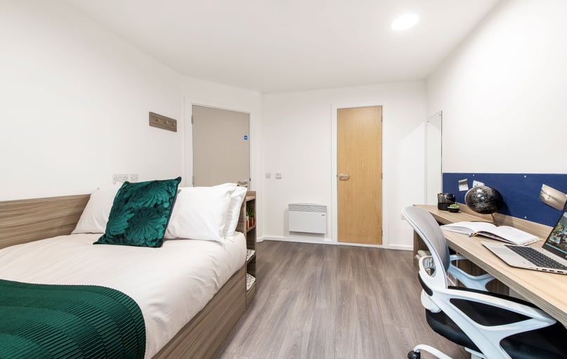 Two Bed Apartment, Hollis Croft, City Centre, Sheffield - Image 1