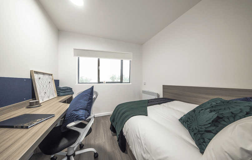 Ensuite, Hollis Croft, City Centre, Sheffield - Image 1