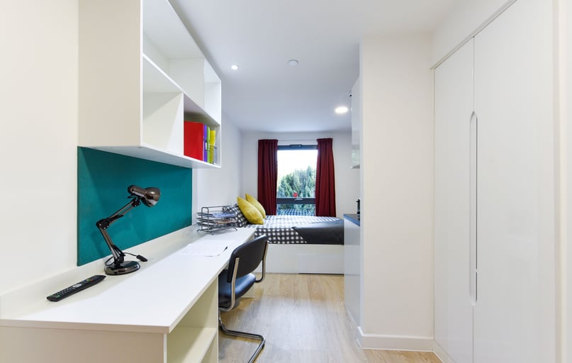 Studio bronze plus city view, Vincent Place, Vincent's Walk, City Centre, Southampton - Image 1