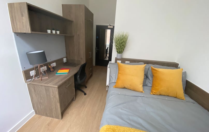 Ensuite Bronze, The Oaks, Westwood Way, Westwood heath, Coventry - Image 1