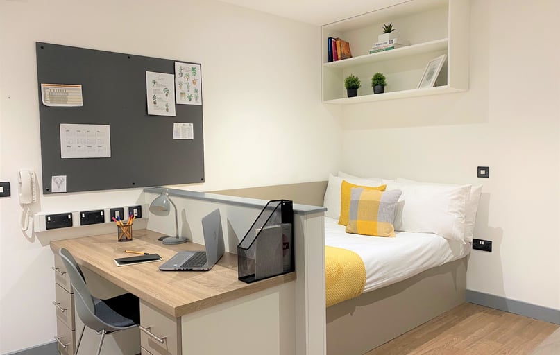 Studio Silver - Accessible, Great Patrick Street, 28-30 Great Patrick Street, City Centre, Belfast - Image 1