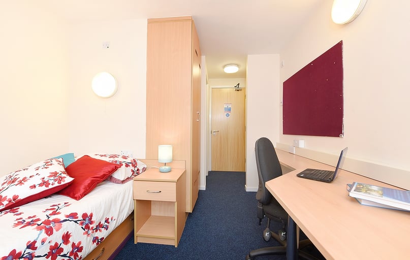 Ensuite - Silver, Snowdon Hall, Vicarage Hill, City Centre, Wrexham - Image 1