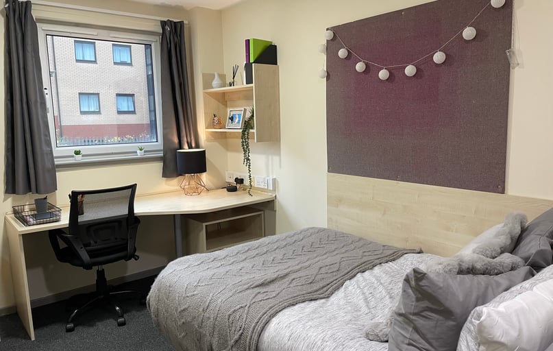 Ensuite Bronze, Buchanan View, 33-35 Calgary Street, City Centre, Glasgow - Image 1