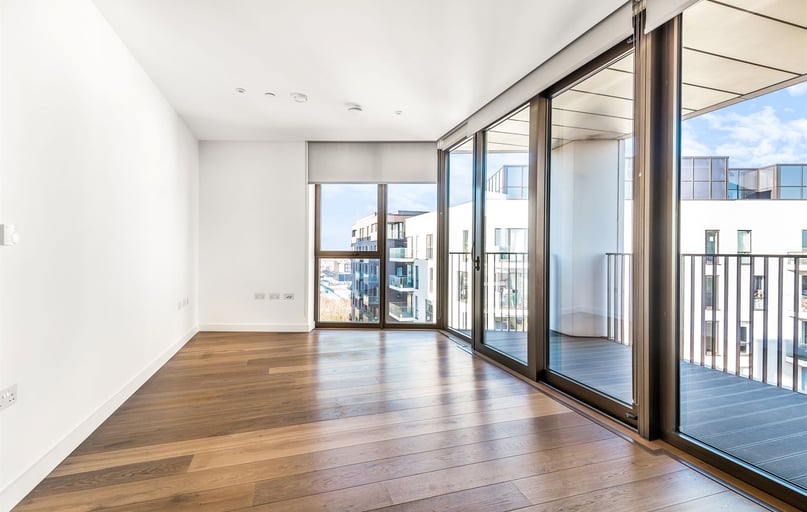 Flat 45, 21 Reminder Lane, Greenwich, London - Image 1