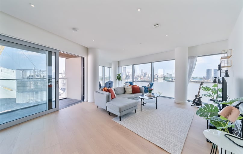 18 Cutter Lane, Greenwich, London - Image 1