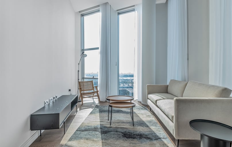 Flat 1302, 2 Cutter Lane, Greenwich, London - Image 1