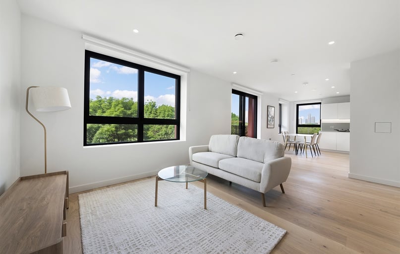 Flat 204, 31 East Parkside, Greenwich, London - Image 1