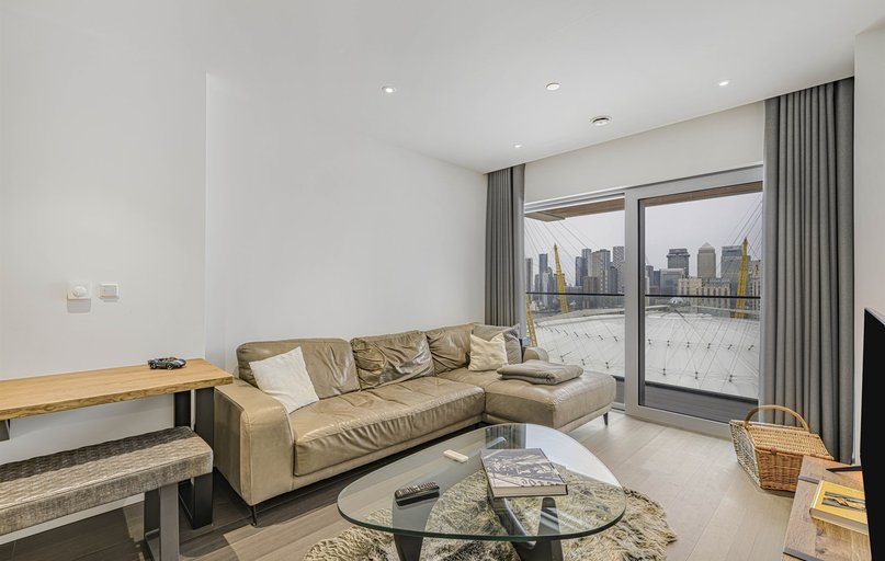Flat 1901, 18 Cutter Lane, Greenwich, London - Image 1