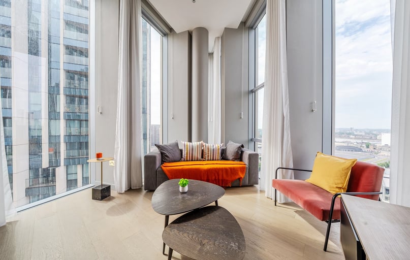 Flat 1601, 4 Cutter Lane, Greenwich, London - Image 1