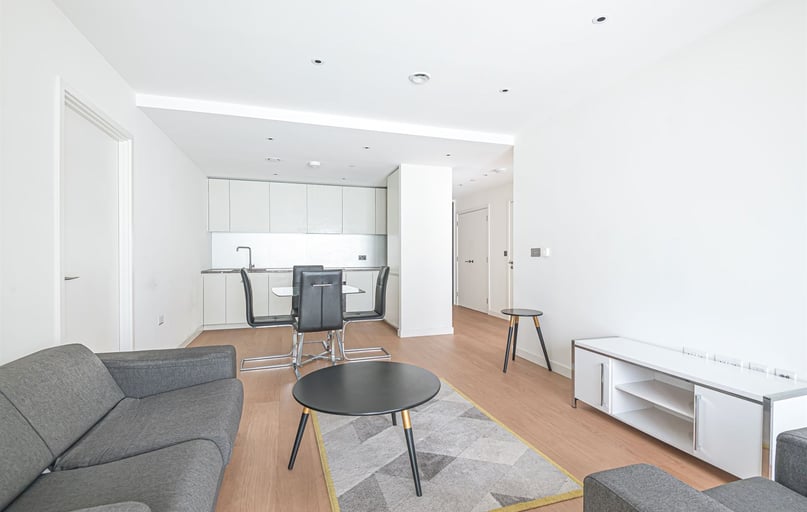 Flat 1109, 18 Cutter Lane, Greenwich, London - Image 1