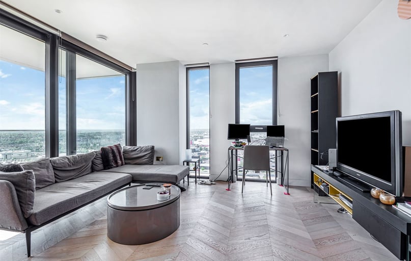 Flat 75, 5 Tidemill Square, Greenwich, London - Image 1