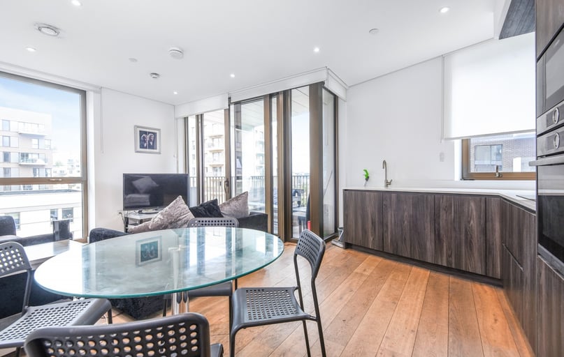 Flat 30, 21 Reminder Lane, Greenwich, London - Image 1