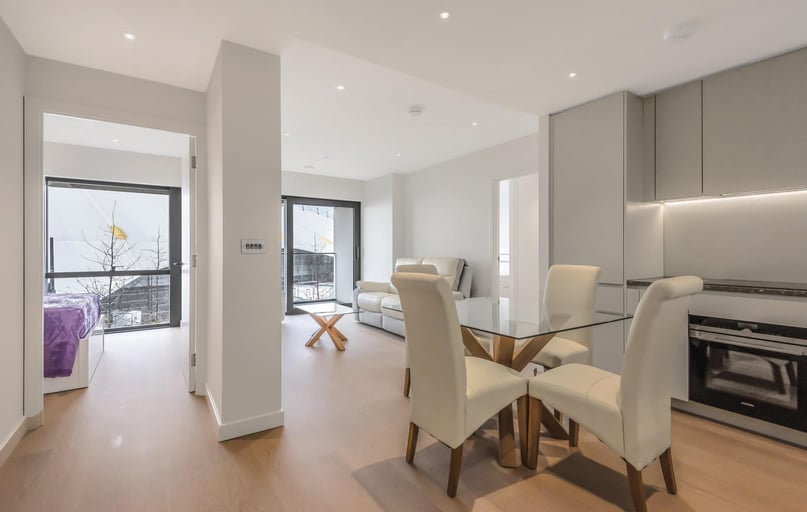 Flat 201, 18 Cutter Lane, Greenwich, London - Image 1