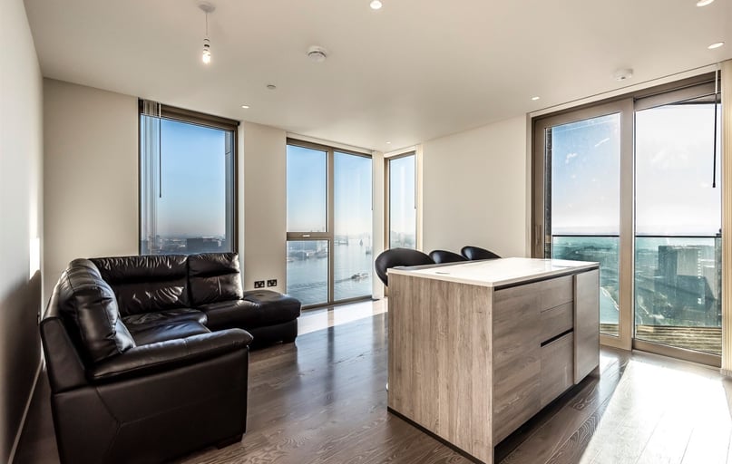 Flat 78, 1 Pilot Walk, Greenwich, London - Image 1