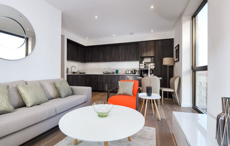 Flat 42, 21 Reminder Lane, Greenwich, London - Image 1