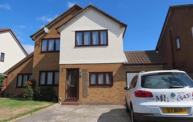 Talbot Village, Talbot village, Poole - Image 1