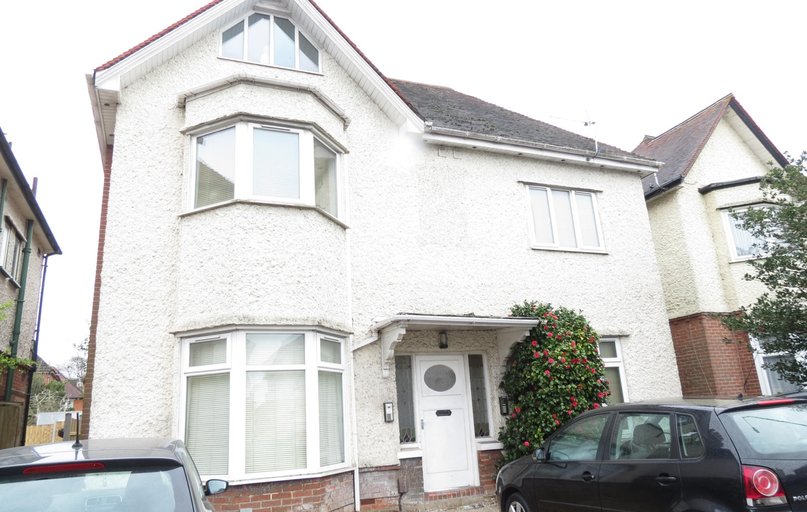 Gff, 10 Talbot Road, Winton, Bournemouth - Image 1