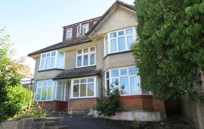 Maxwell Road, Charminster, Bournemouth - Image 1