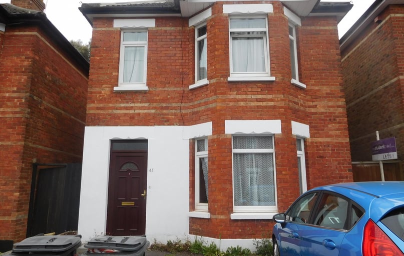 Winton, Bournemouth - Image 1