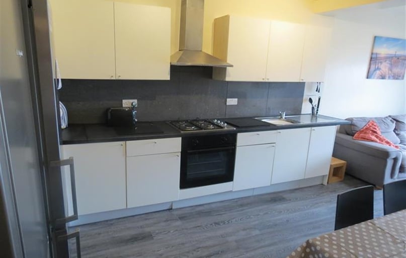 323 Columbia Road, Talbot village, Bournemouth - Image 1