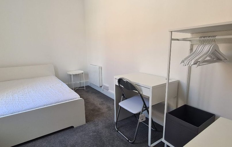 Turnagain Lane, City Centre, Canterbury - Image 1