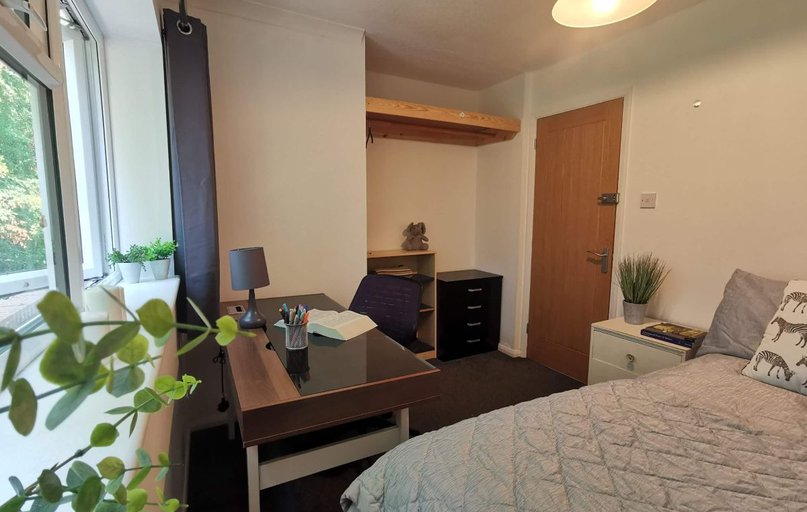 Downs Road, Hales Place, Canterbury - Image 1