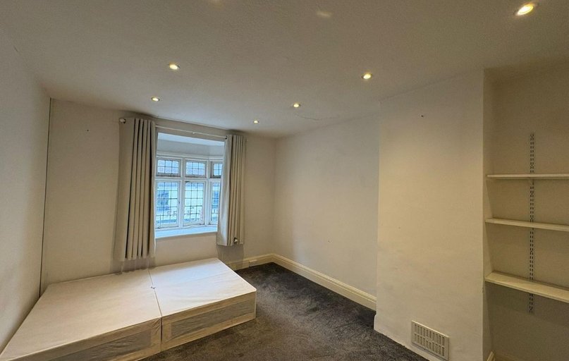 Wincheap, Canterbury - Image 1