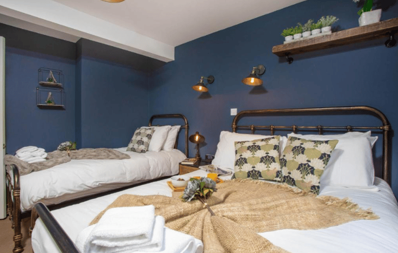 New Ruttington Lane, Christchurch, Canterbury - Image 1