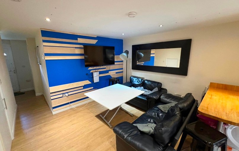 Rhodaus Close, City Centre, Canterbury - Image 1