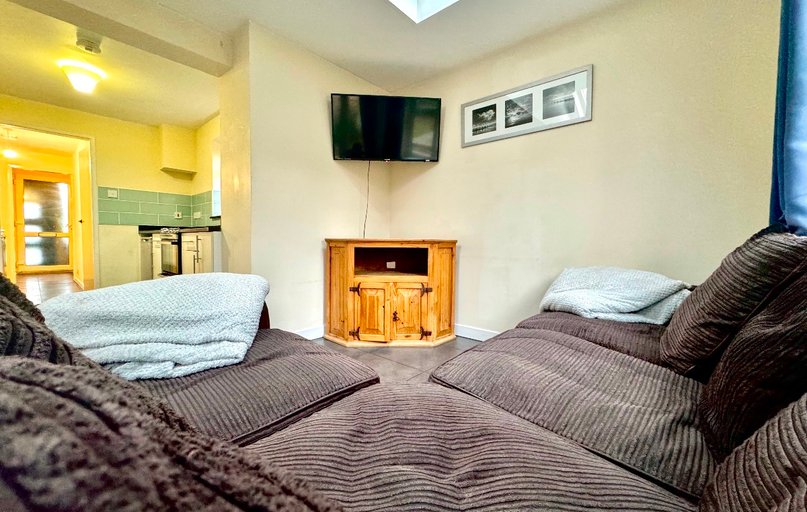 Tenterden Drive, Hales Place, Canterbury - Image 1