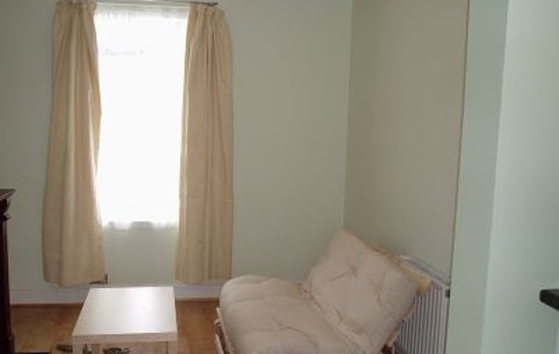 Elliots Row, Abbey Wood, London - Image 1