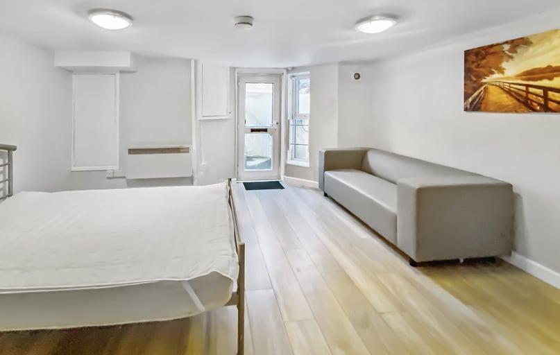 Aston Street, Iffley, Oxford - Image 1