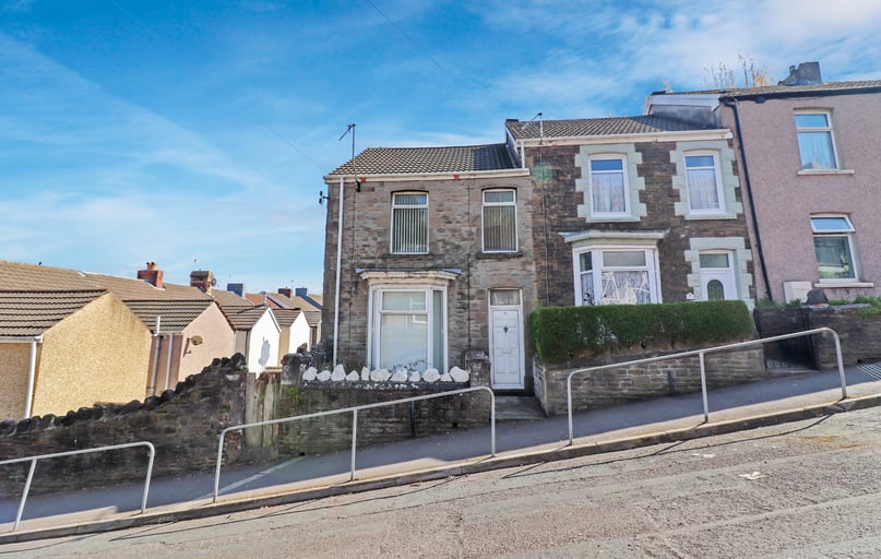 Waun Wen Road, Mount Pleasant, Swansea - Image 1