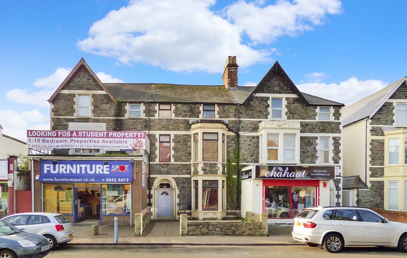 City Road, Plasnewydd, Cardiff - Image 1