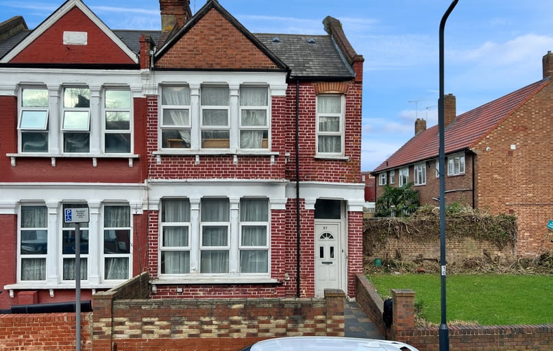 Ivy Road, Cricklewood, London - Image 1