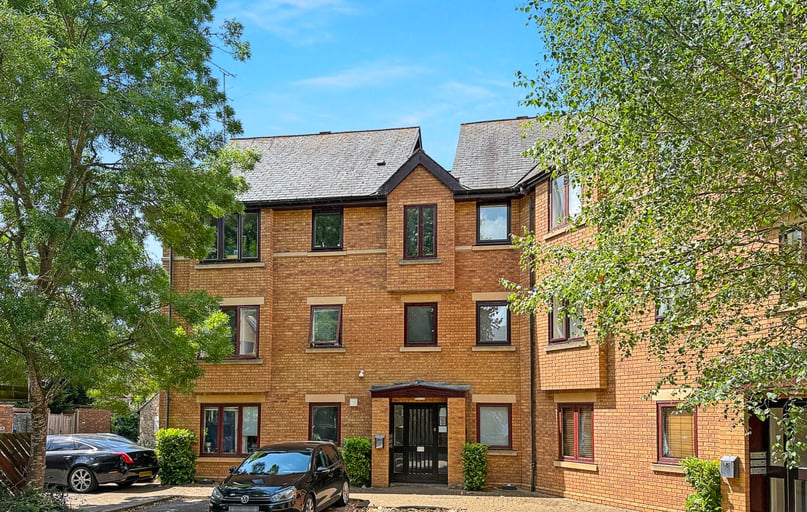 Swan Court Paradise Street, City Centre, Oxford - Image 1