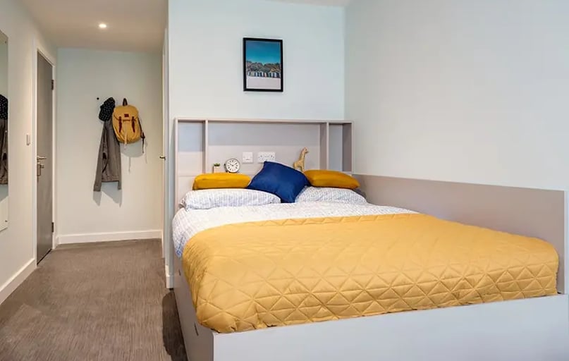 5-Bed Standard Ensuite, Carrick View, 110 Kimberley Park Road, City Centre, Falmouth - Image 1