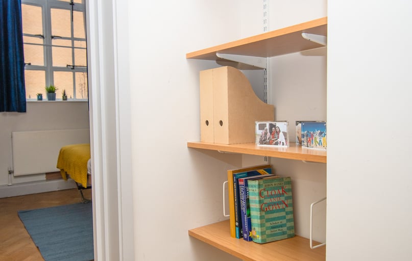 Accessible studio flat B, Goodenough College, Mecklenburgh Square, Russell Square, London - Image 1