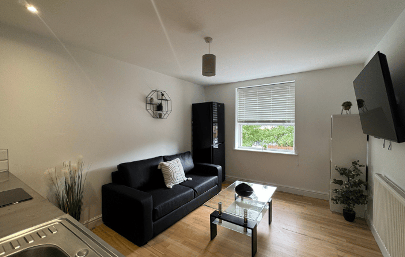 Flat 4- 1 Bedroom , Willowbank Mews, City Centre, Coventry - Image 1