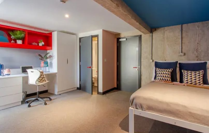 The Bigger Room, Béton House, Rhodes Street, Park Hill, Sheffield - Image 1