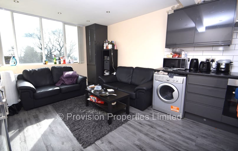 Cliff Road, Rampart Road, Leeds - Image 1