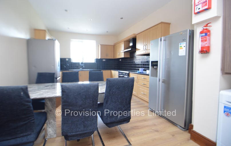 Regent Terrace, Hyde Park, Leeds - Image 1